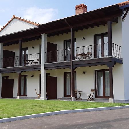 La Mediana Del Sella Aparthotel Ribadesella Exterior foto
