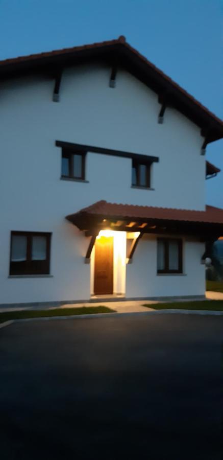 La Mediana Del Sella Aparthotel Ribadesella Exterior foto